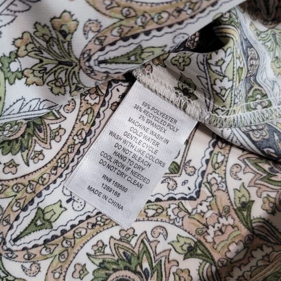 Maison d' Amelie Elegant Paisley Silklike Blouse Size Medium - Picture 10 of 13